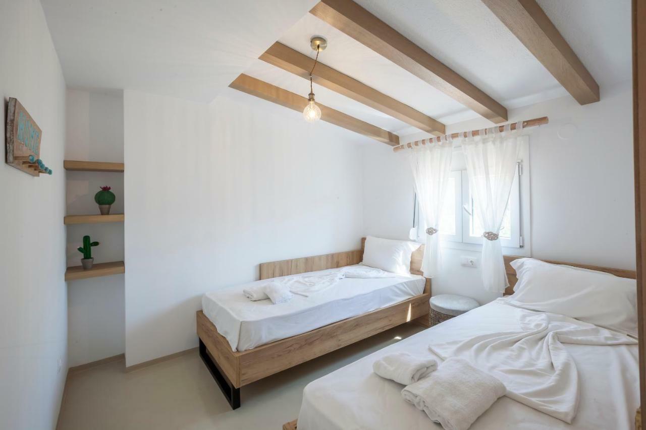 Nautilus Sea View Suite 6 Pefkochori Exterior photo